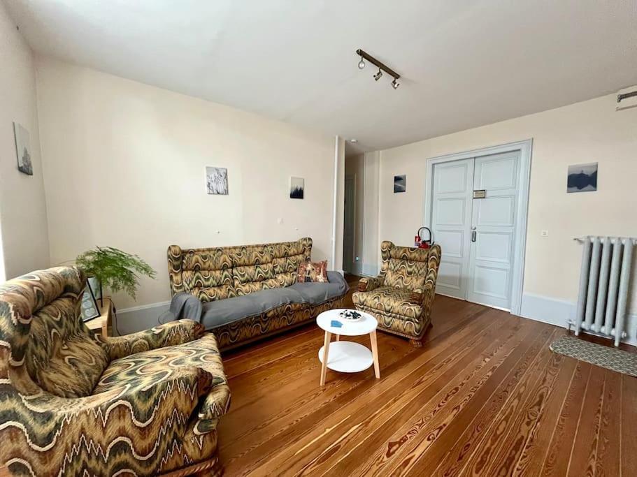 La Demeure De Margot - 24 Couchages Villa Villeneuve-sur-Yonne Bagian luar foto