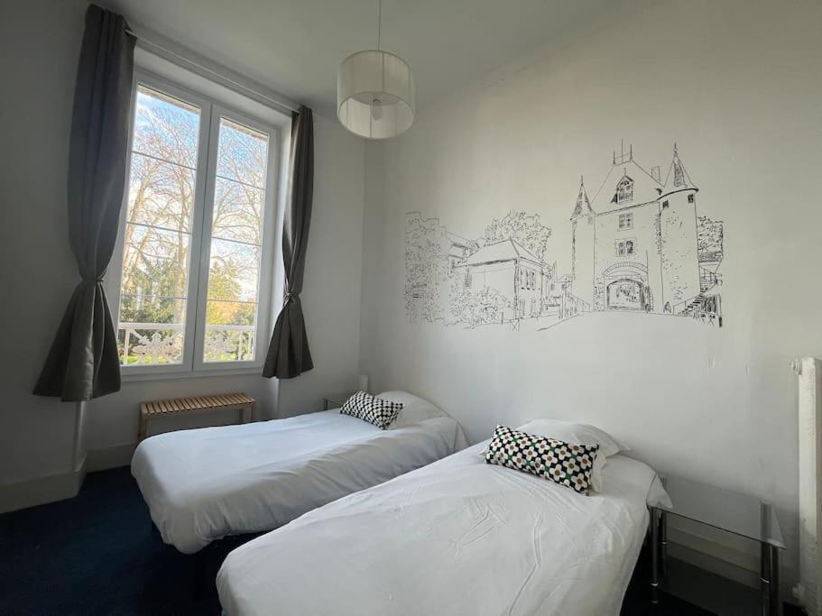 La Demeure De Margot - 24 Couchages Villa Villeneuve-sur-Yonne Bagian luar foto