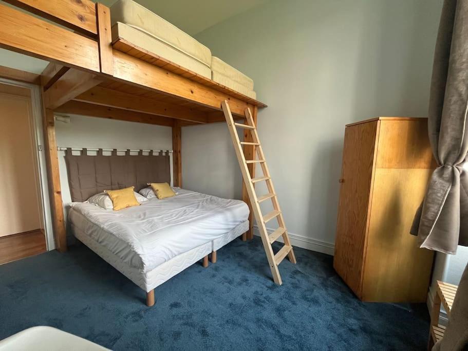 La Demeure De Margot - 24 Couchages Villa Villeneuve-sur-Yonne Bagian luar foto